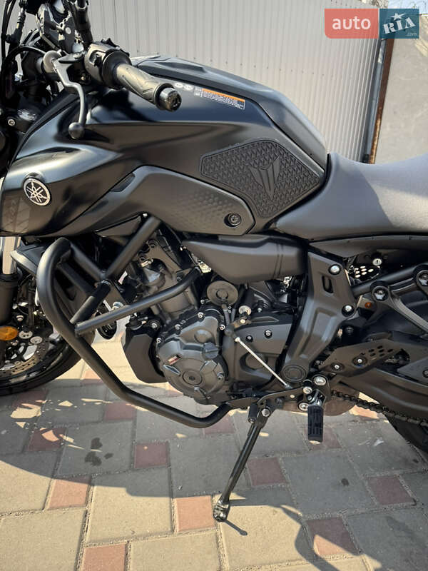 Мотоцикл Без обтекателей (Naked bike) Yamaha MT-07 2022 в Запорожье фото 6 Мотоцикл Без обтекателей (Naked bike) Yamaha MT-07 2022 в Запорожье