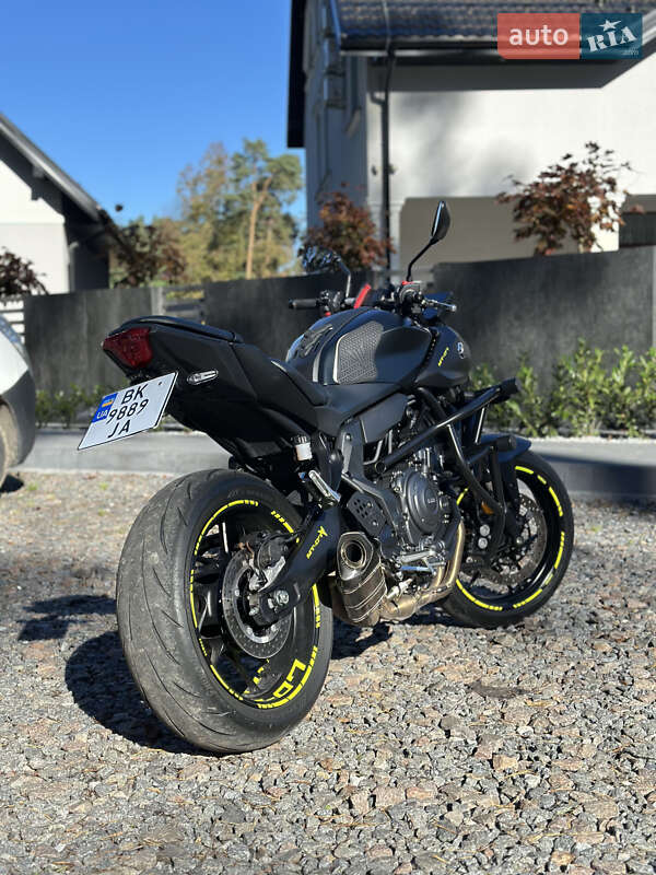 Мотоцикл Без обтікачів (Naked bike) Yamaha MT-07 2025 в Бродах фото 11 Мотоцикл Без обтікачів (Naked bike) Yamaha MT-07 2025 в Бродах