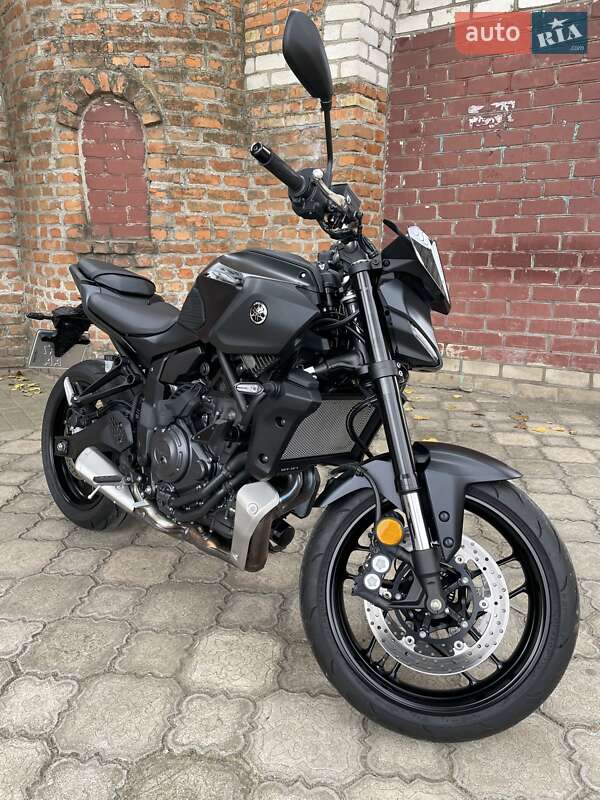 Мотоцикл Без обтекателей (Naked bike) Yamaha MT-07 2025 в Николаеве фото 4 Мотоцикл Без обтекателей (Naked bike) Yamaha MT-07 2025 в Николаеве
