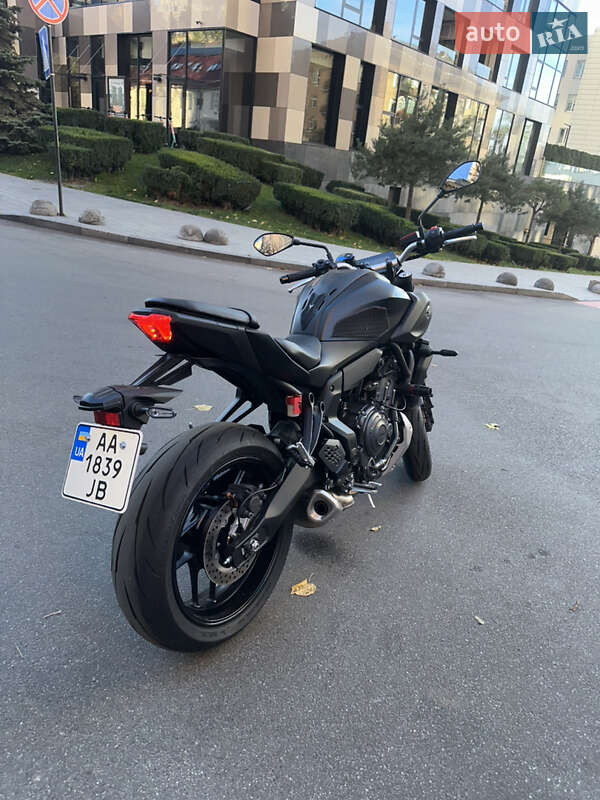 Мотоцикл Без обтекателей (Naked bike) Yamaha MT-07 2025 в Киеве фото 4 Мотоцикл Без обтекателей (Naked bike) Yamaha MT-07 2025 в Киеве