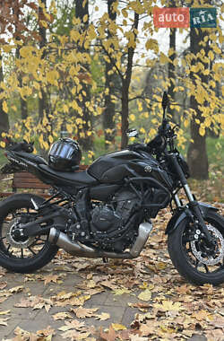 Мотоцикл Без обтекателей (Naked bike) Yamaha MT-07 2024 в Киеве