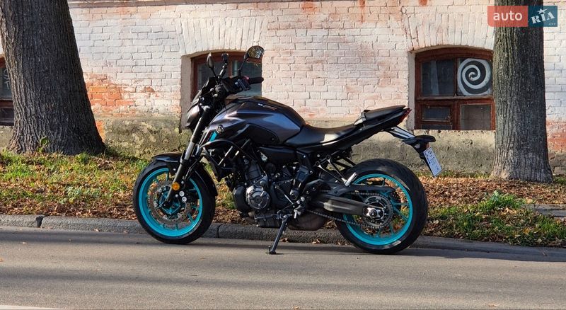 Мотоцикл Без обтекателей (Naked bike) Yamaha MT-07 2024 в Чернигове