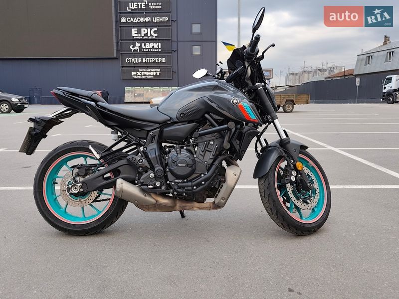 Yamaha MT-07 2022