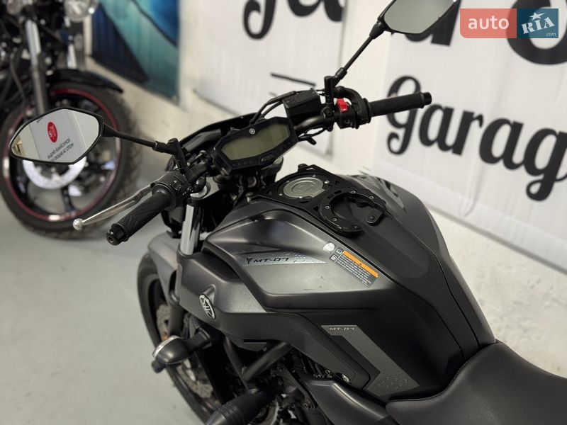 Мотоцикл Без обтекателей (Naked bike) Yamaha MT-07 2018 в Киеве фото 16 Мотоцикл Без обтекателей (Naked bike) Yamaha MT-07 2018 в Киеве