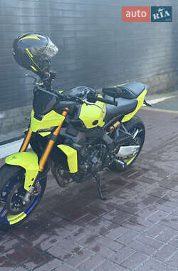 Мотоцикл Без обтекателей (Naked bike) Yamaha MT-09 SP 2024 в 
