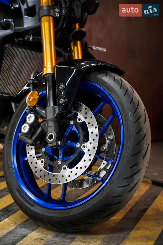 Мотоцикл Без обтекателей (Naked bike) Yamaha MT-09 SP 2022 в Днепре фото 13 Мотоцикл Без обтекателей (Naked bike) Yamaha MT-09 SP 2022 в Днепре