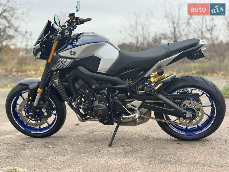Мотоцикл Без обтекателей (Naked bike) Yamaha MT-09 SP 2018 в Сновске фото 9 Мотоцикл Без обтекателей (Naked bike) Yamaha MT-09 SP 2018 в Сновске