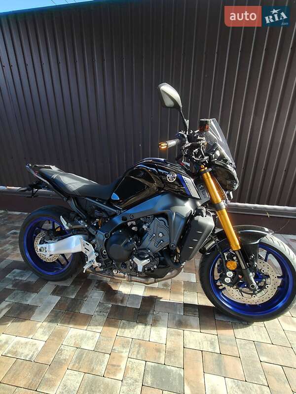 Мотоцикл Без обтекателей (Naked bike) Yamaha MT-09 SP 2023 в Белогородке фото 6 Мотоцикл Без обтекателей (Naked bike) Yamaha MT-09 SP 2023 в Белогородке