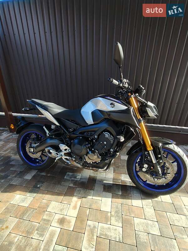 Мотоцикл Без обтекателей (Naked bike) Yamaha MT-09 SP 2018 в Белогородке фото 9 Мотоцикл Без обтекателей (Naked bike) Yamaha MT-09 SP 2018 в Белогородке