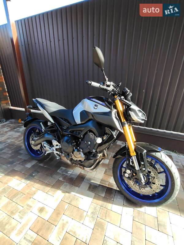 Мотоцикл Без обтекателей (Naked bike) Yamaha MT-09 SP 2018 в Белогородке фото 12 Мотоцикл Без обтекателей (Naked bike) Yamaha MT-09 SP 2018 в Белогородке