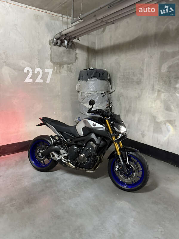 Мотоцикл Без обтекателей (Naked bike) Yamaha MT-09 SP 2018 в Киеве