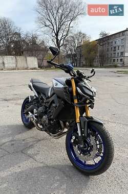 Мотоцикл Спорт-туризм Yamaha MT-09 SP 2017 в Ужгороде