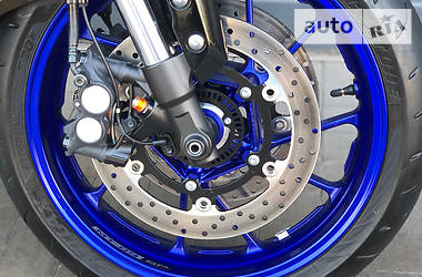 Мотоцикл Без обтекателей (Naked bike) Yamaha MT-09 2018 в 