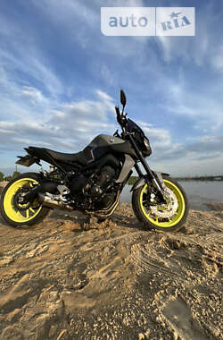Мотоцикл Без обтекателей (Naked bike) Yamaha MT-09 2017 в Ирпене