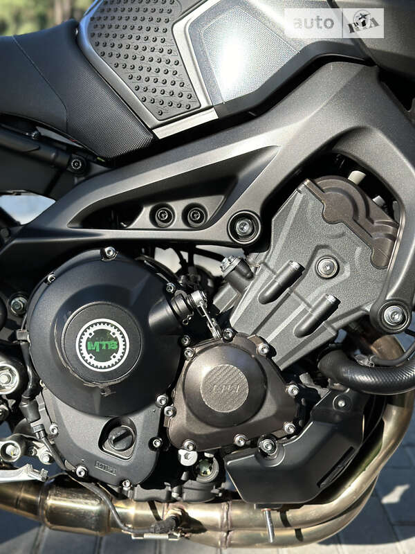 Мотоцикл Без обтікачів (Naked bike) Yamaha MT-09 2015 в Білій Церкві