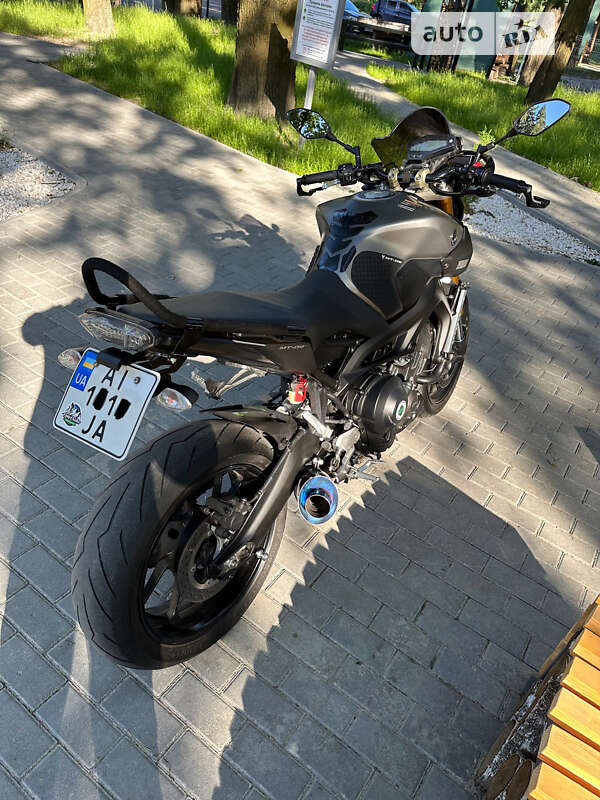 Мотоцикл Без обтікачів (Naked bike) Yamaha MT-09 2015 в Білій Церкві