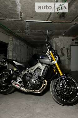 Мотоцикл Без обтекателей (Naked bike) Yamaha MT-09 2014 в Киеве