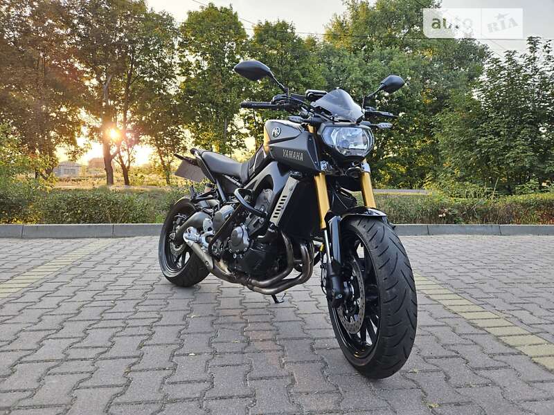 Мотоцикл Без обтекателей (Naked bike) Yamaha MT-09 2019 в Миргороде