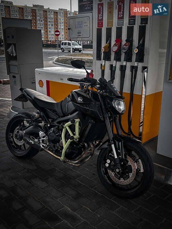 Мотоцикл Классик Yamaha MT-09 2015 в Кременчуге