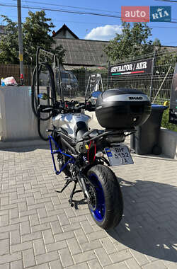 Мотоцикл Спорт-туризм Yamaha MT-09 2015 в 