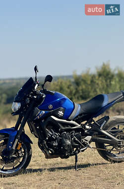 Спортбайк Yamaha MT-09 2016 в Краснограде