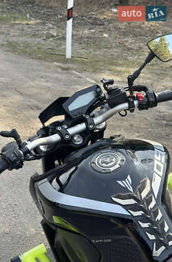Мотоцикл Классик Yamaha MT-09 2015 в 