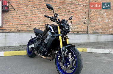 Мотоцикл Без обтекателей (Naked bike) Yamaha MT-09 2021 в Киеве