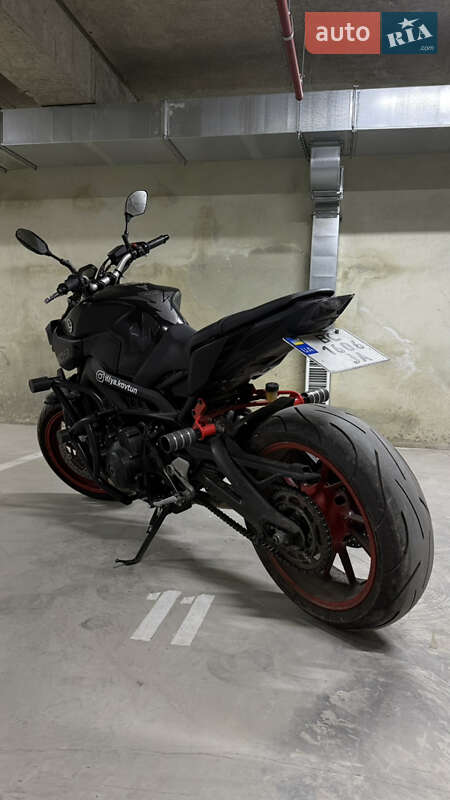 Мотоцикл Без обтекателей (Naked bike) Yamaha MT-09 2019 в Львове фото 5 Мотоцикл Без обтекателей (Naked bike) Yamaha MT-09 2019 в Львове