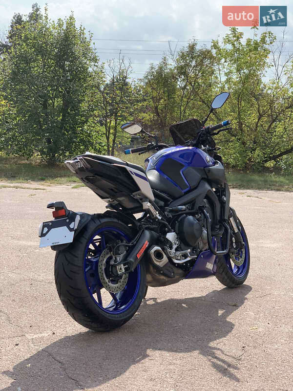 Мотоцикл Без обтекателей (Naked bike) Yamaha MT-09 2017 в Сновске фото 8 Мотоцикл Без обтекателей (Naked bike) Yamaha MT-09 2017 в Сновске