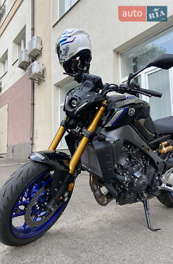 Мотоцикл Без обтекателей (Naked bike) Yamaha MT-09 2021 в Киеве
