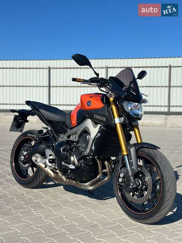 Мотоцикл Без обтікачів (Naked bike) Yamaha MT-09 2015 в Вінниці