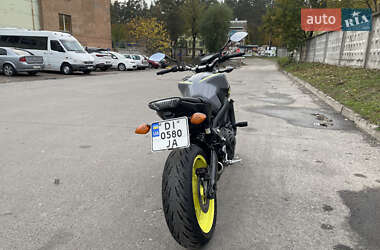 Мотоцикл Без обтекателей (Naked bike) Yamaha MT-09 2016 в  фото 4 Мотоцикл Без обтекателей (Naked bike) Yamaha MT-09 2016 в