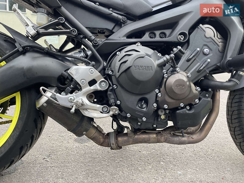 Мотоцикл Без обтікачів (Naked bike) Yamaha MT-09 2016 в Обухові