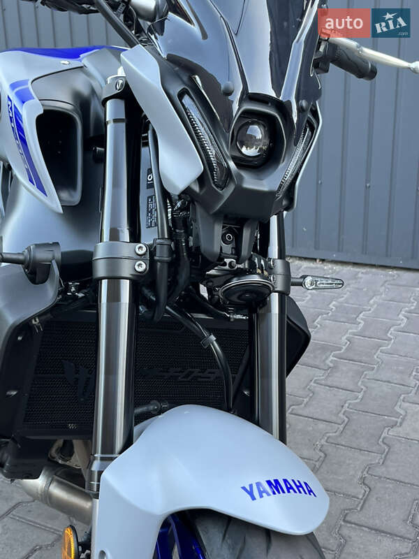 Мотоцикл Без обтекателей (Naked bike) Yamaha MT-09 2021 в Днепре
