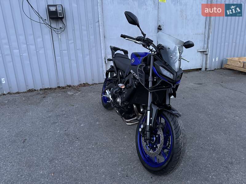 Мотоцикл Без обтекателей (Naked bike) Yamaha MT-09 2020 в Днепре