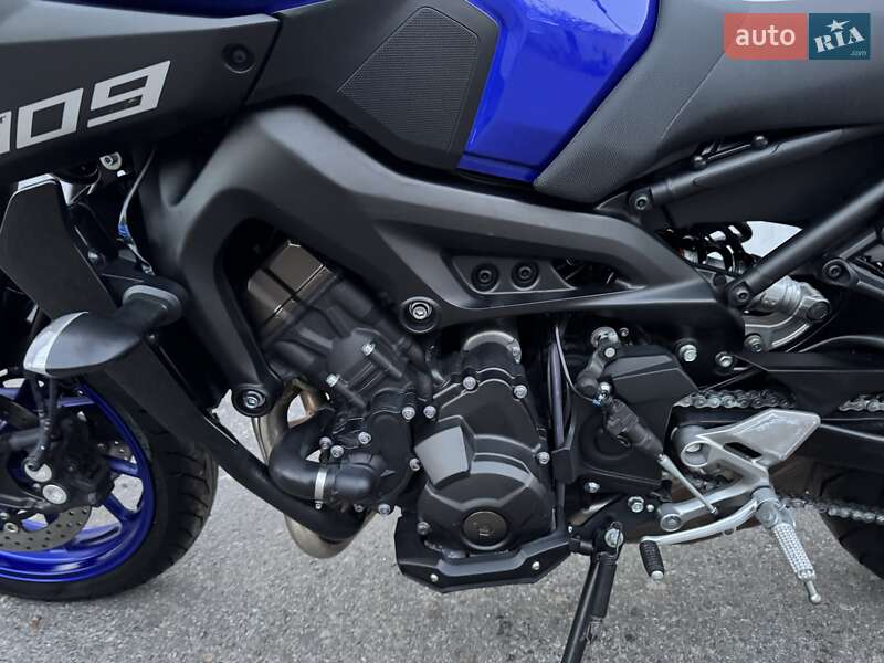 Мотоцикл Без обтекателей (Naked bike) Yamaha MT-09 2020 в Днепре