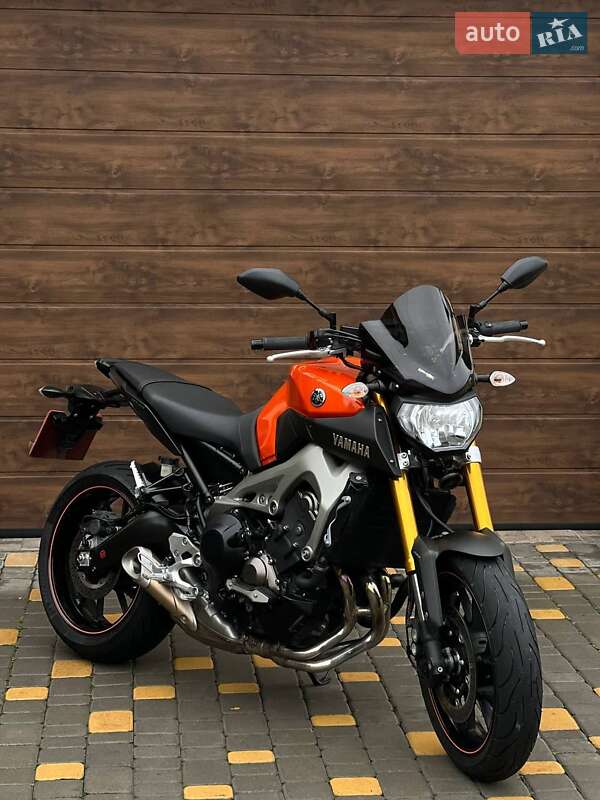 Yamaha MT-09 2015