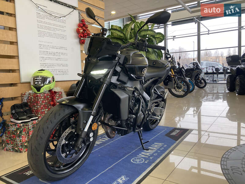 Мотоцикл Без обтікачів (Naked bike) Yamaha MT-09 2025 в Києві фото 2 Мотоцикл Без обтікачів (Naked bike) Yamaha MT-09 2025 в Києві