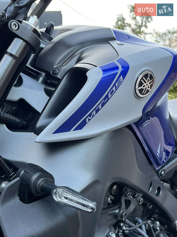 Мотоцикл Без обтікачів (Naked bike) Yamaha MT-09 2021 в Кам'янському фото 13 Мотоцикл Без обтікачів (Naked bike) Yamaha MT-09 2021 в Кам'янському