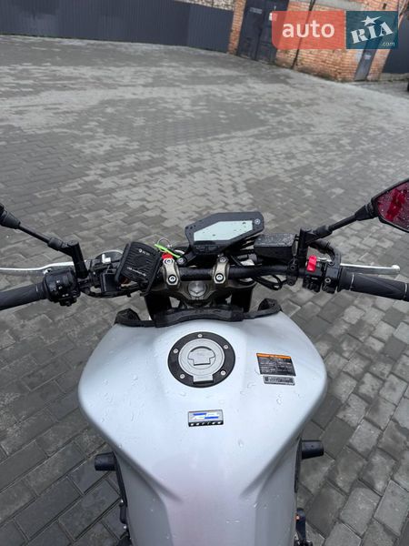 Мотоцикл Без обтекателей (Naked bike) Yamaha MT-09 2016 в Покрове