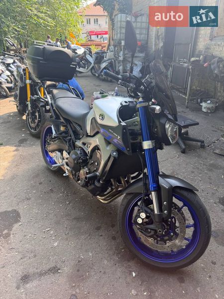 Мотоцикл Без обтекателей (Naked bike) Yamaha MT-09 2016 в Покрове