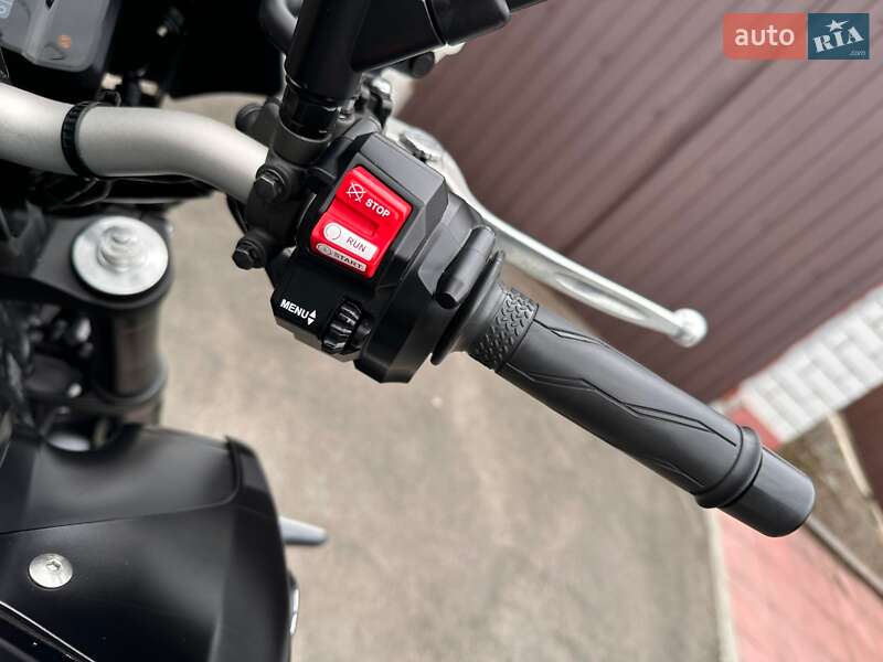 Мотоцикл Без обтекателей (Naked bike) Yamaha MT-09 2022 в Смеле фото 24 Мотоцикл Без обтекателей (Naked bike) Yamaha MT-09 2022 в Смеле