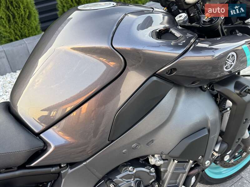 Мотоцикл Без обтекателей (Naked bike) Yamaha MT-10 2023 в Ковеле фото 9 Мотоцикл Без обтекателей (Naked bike) Yamaha MT-10 2023 в Ковеле