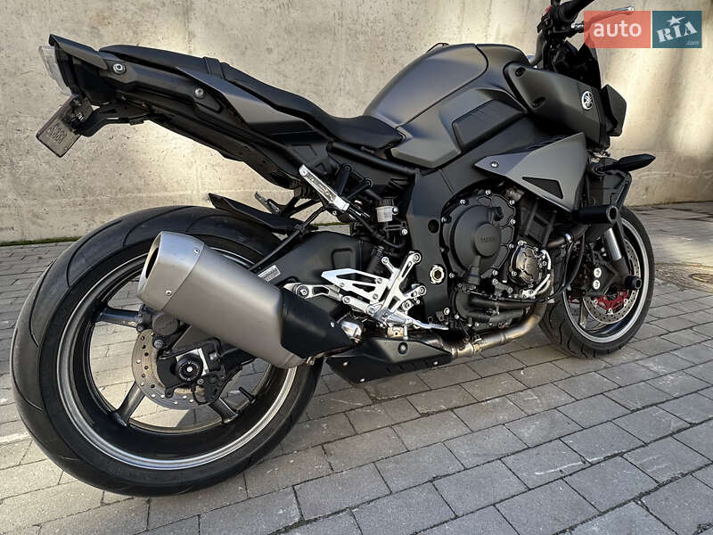 Мотоцикл Без обтекателей (Naked bike) Yamaha MT-10 2017 в Вишневом фото 4 Мотоцикл Без обтекателей (Naked bike) Yamaha MT-10 2017 в Вишневом