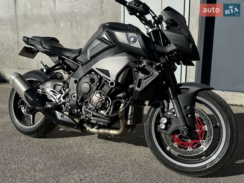 Мотоцикл Без обтекателей (Naked bike) Yamaha MT-10 2017 в Вишневом фото 6 Мотоцикл Без обтекателей (Naked bike) Yamaha MT-10 2017 в Вишневом