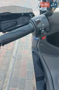 Скутер Yamaha NMax 2021 в 