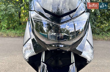 Максі-скутер Yamaha NMax 2016 в Одесі