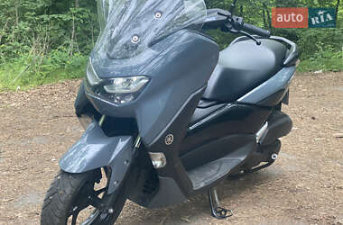 Макси-скутер Yamaha NMax 2023 в Вараше