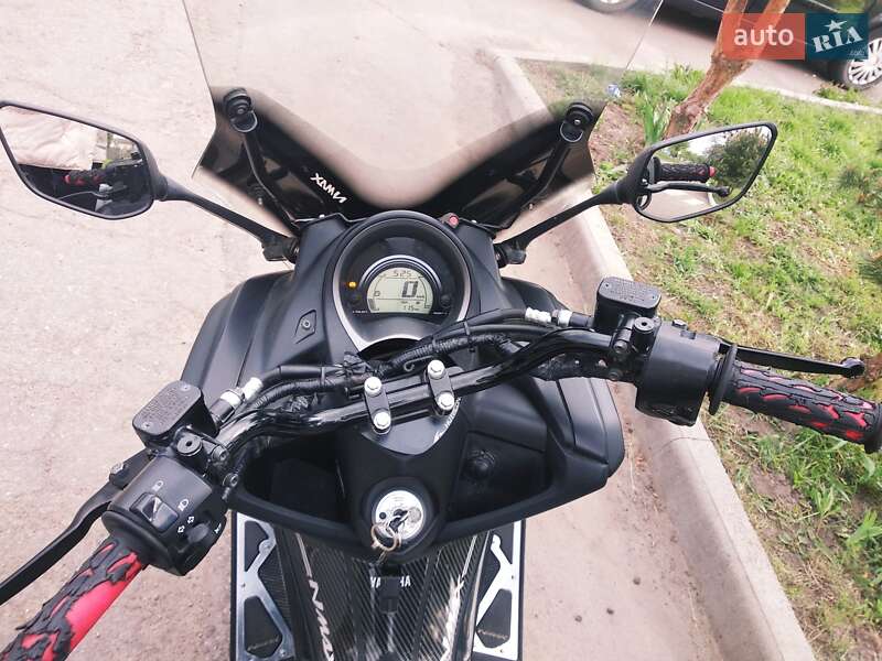 Максі-скутер Yamaha NMax 2017 в Лохвиці фото 6 Максі-скутер Yamaha NMax 2017 в Лохвиці
