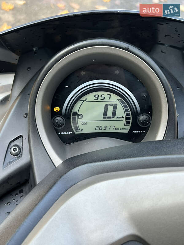 Максі-скутер Yamaha NMax 2016 в Малині фото 3 Максі-скутер Yamaha NMax 2016 в Малині